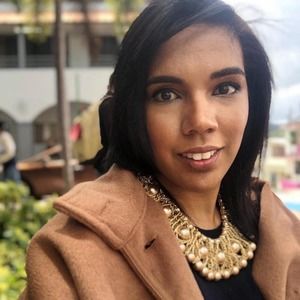 Meet your Posher, Jennifer vanessa